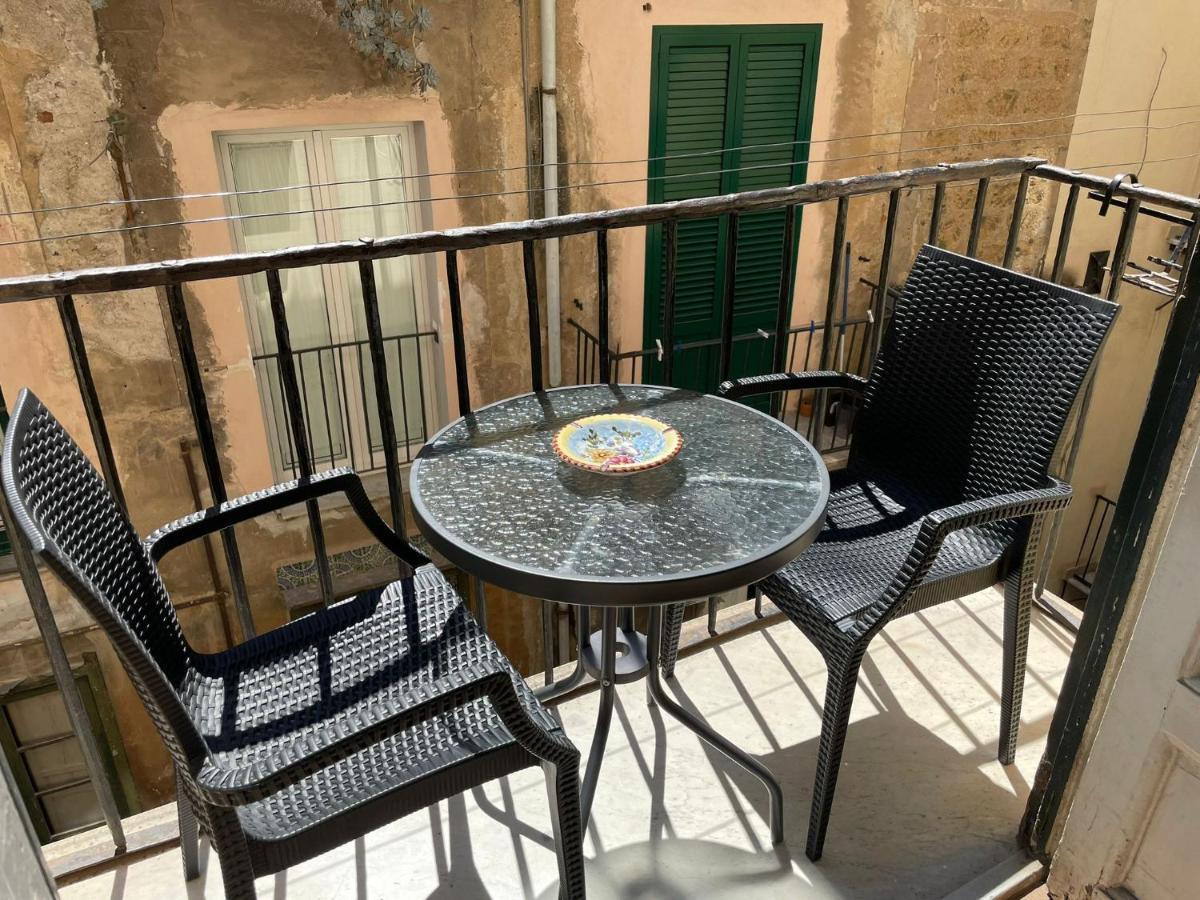 A Casa Di Elena Daire Palermo Dış mekan fotoğraf